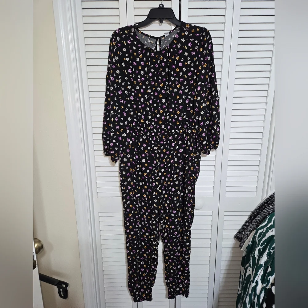 Old Navy Women's XL Waist-defined Keyhole Jumpsuit